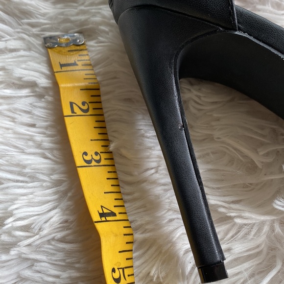 Suzzy Black jewel heels sandals, Size 5.5 - Picture 8 of 12